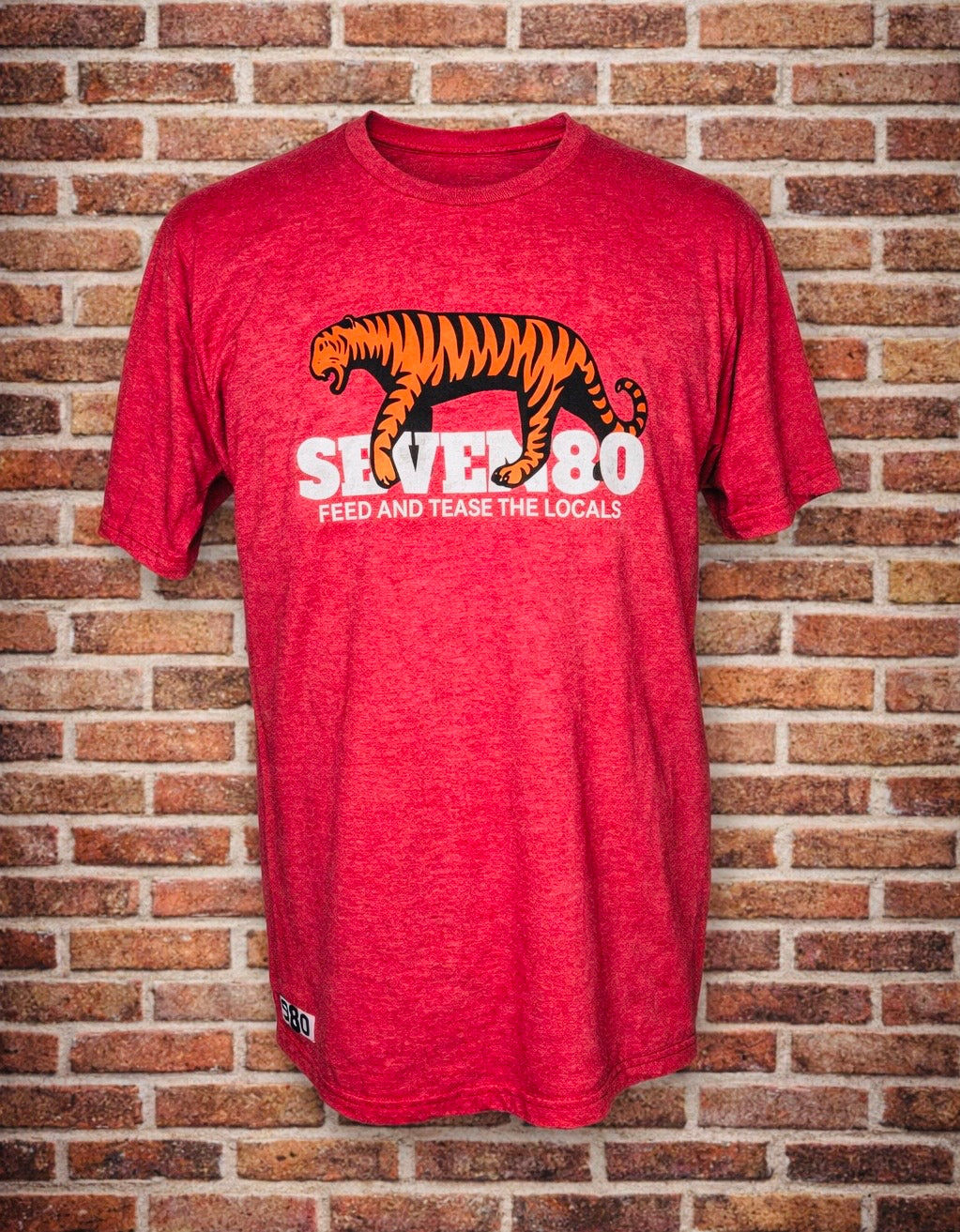 F & T TIGER STRUT TEE