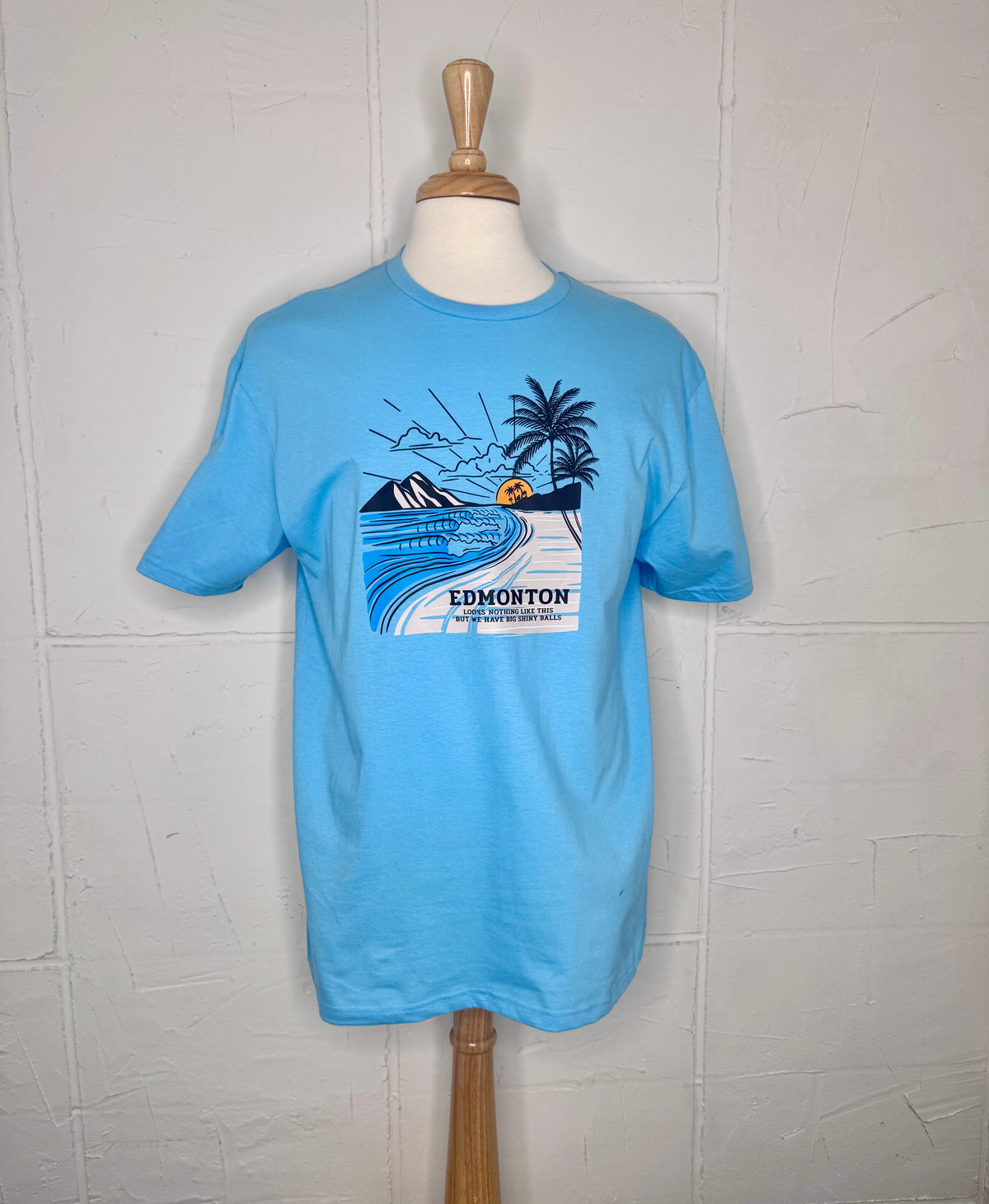 SHINY BALLS TEE